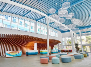 Universal's Endless Summer Resort - Surfside Inn and Suites