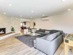 Modern Gem w/ Outdoor Oasis: 5 Mi to Lake Jennings