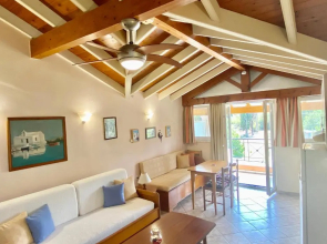 Villa Rosalia Apartments & Studios with Pool by Hotelius