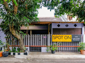 SPOT ON 1716 Lada Family Residence Syariah