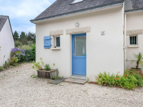 Maison familiale avec un grand jardin a Arzon