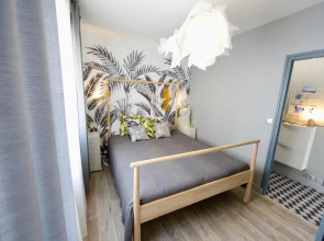 HomeBuddy' - Le cocon coloré - centre ville - 50m de la gare