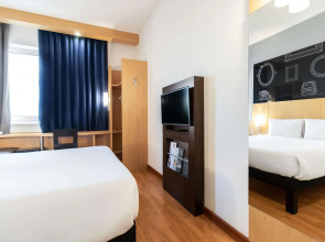 ibis Киев Центр