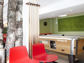 Slottsskogens Hostel