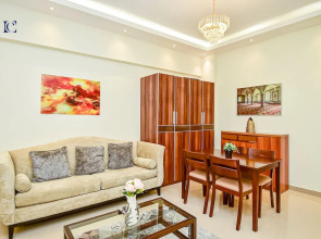 PRL Spacious studio with closed kitchen