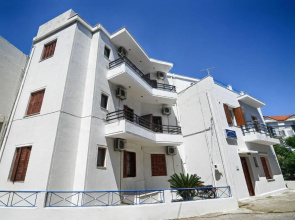 To Gefyraki Rooms