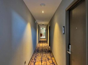 Отель Eleven Inn Tbilisi