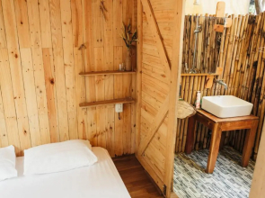 Villa Đảo Hoa Vàng Cam Ranh - Venue Travel