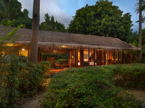 OUTRIGGER Phi Phi Island Resort