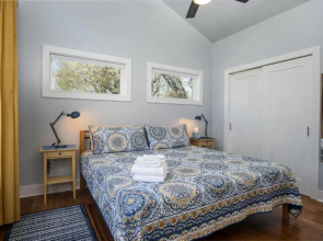 Guesthouse on Main in Brevard