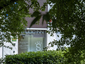 Studio Inn Centrale & Milano Urban Padel Hotel
