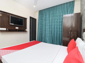 OYO 18476 Hotel Wisteria