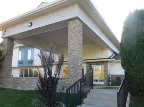 Clarion Pointe Wenatchee