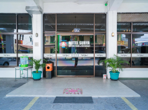 RedDoorz @ Hotel Surya Solo