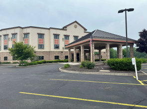 Chautauqua Suites