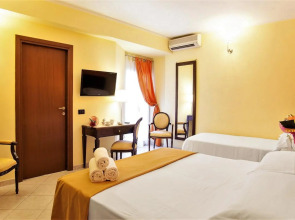Hotel Tuscolana