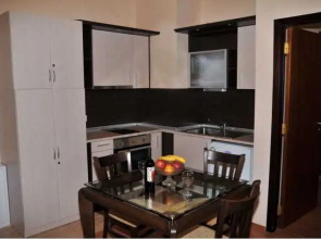 Flora Apartments by Tour Express Service