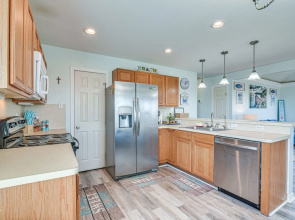 Walk to Shore: Surfside Beach Home w/ Balcony!