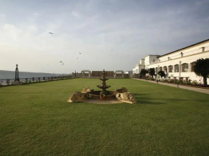 Hari Niwas Palace