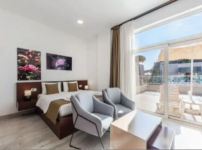 Studio With Amazing Balcony - Kamelia