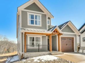 Newly Built Home w/ Mtn Views in Black Mountain!