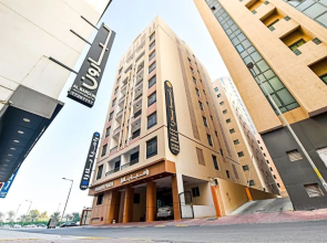 OYO 121 Ramiya Plaza