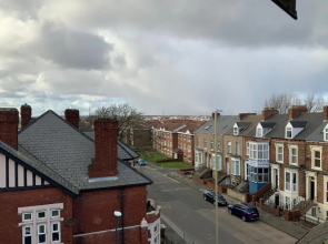 Luxurious Loft Flat 2-bed/2-bath