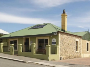 Albany Harbourside Apartments and Houses