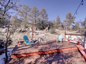 2 Mi to Whiskey Row: Tranquil Getaway w/ Deck!