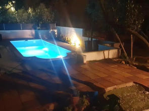 Compelx with detached house and spacious apartment