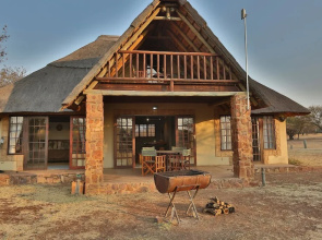 Mangwa Valley Game Lodge
