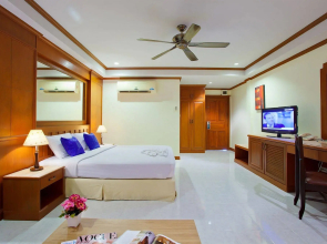 The Yim Siam Hotel