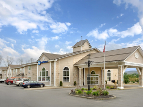 Best Western Cooperstown Inn & Suites