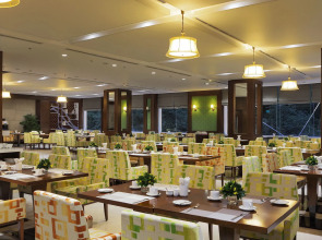 Central Palace Hotel