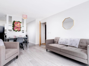 Fairytale 2 Bedroom Apartment City Centre Free Parking