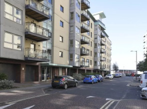 JOIVY Fabulous 2Br Apartment W/Terrace & Bay View