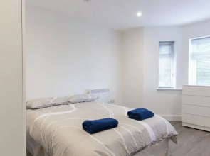 Bridge Road - Room 1b