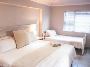 Kelzane Self-Catering