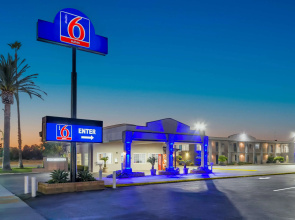 Studio 6 Suites Madera, California - Yosemite