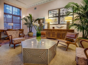 Clinton Hotel South Beach