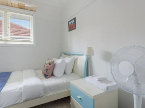 3 Bedroom In Papatoetoe w Parking - Wifi