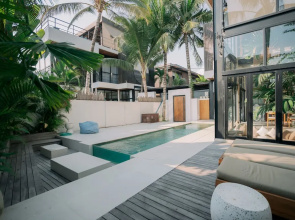 Baliwood Residence Villas by BREIG