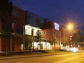 NOVINA HOTEL Tillypark