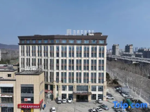 EARL Family Hotel (Huainan No.2 Middle School Branch)