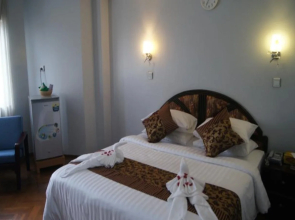Summer Palace Hotel