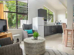 Natura Lagoon Bungalow 2