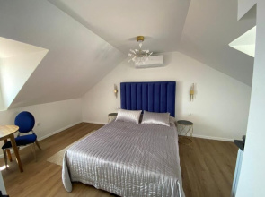 Villa de Blue 2