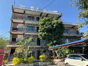 Hotel Trekkers Lodge