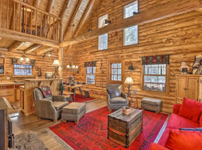 Breckenridge Cabin w/ Hot Tub: Ski & Hike!