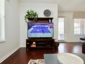 Pool Side Escape 3 Bedroom Condo